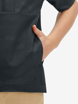 Detail shot of pocket on dark grey water-resistant short sleeve q-zip hoodie for boys